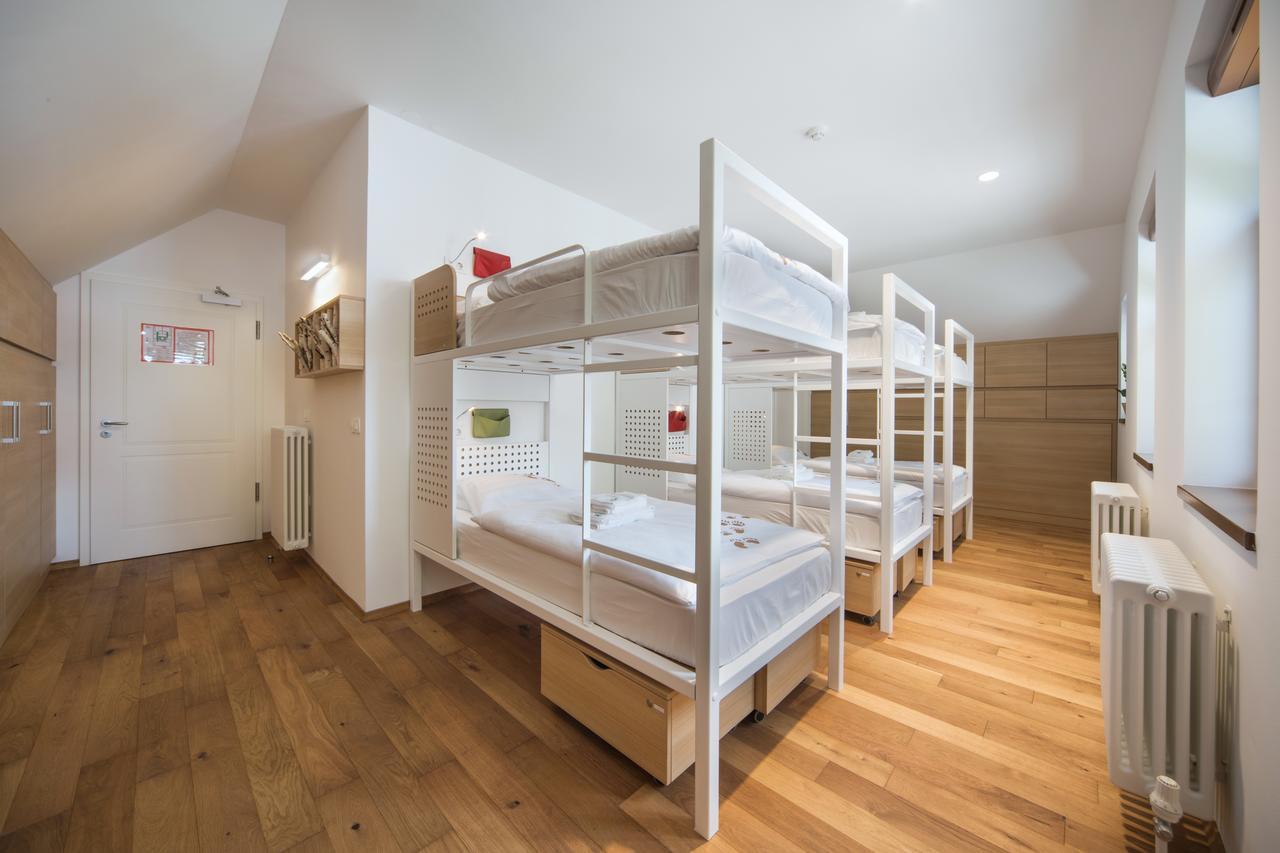 Hostel Bearlog Kocevje Zewnętrze zdjęcie